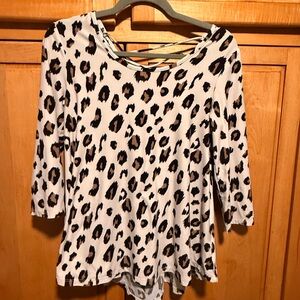 American Eagle Outfitters Leopard Print Long Sleeve Top